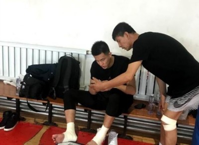 休假手癢癢了！郭艾倫回老家打野球 與父親同場(chǎng)競(jìng)技引爆網(wǎng)絡(luò)